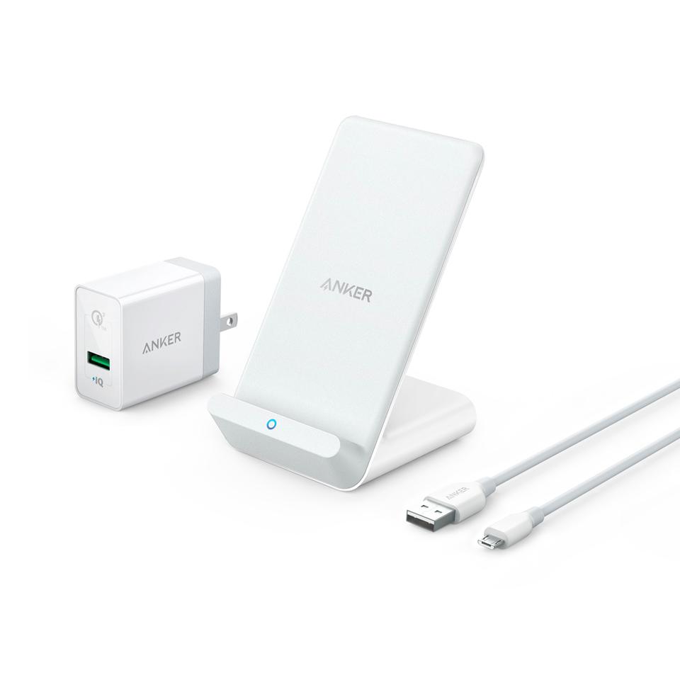 Bộ sạc nhanh không dây ANKER PowerWave Stand 7.5w kèm củ sạc Quick Charge 3.0 - B2522