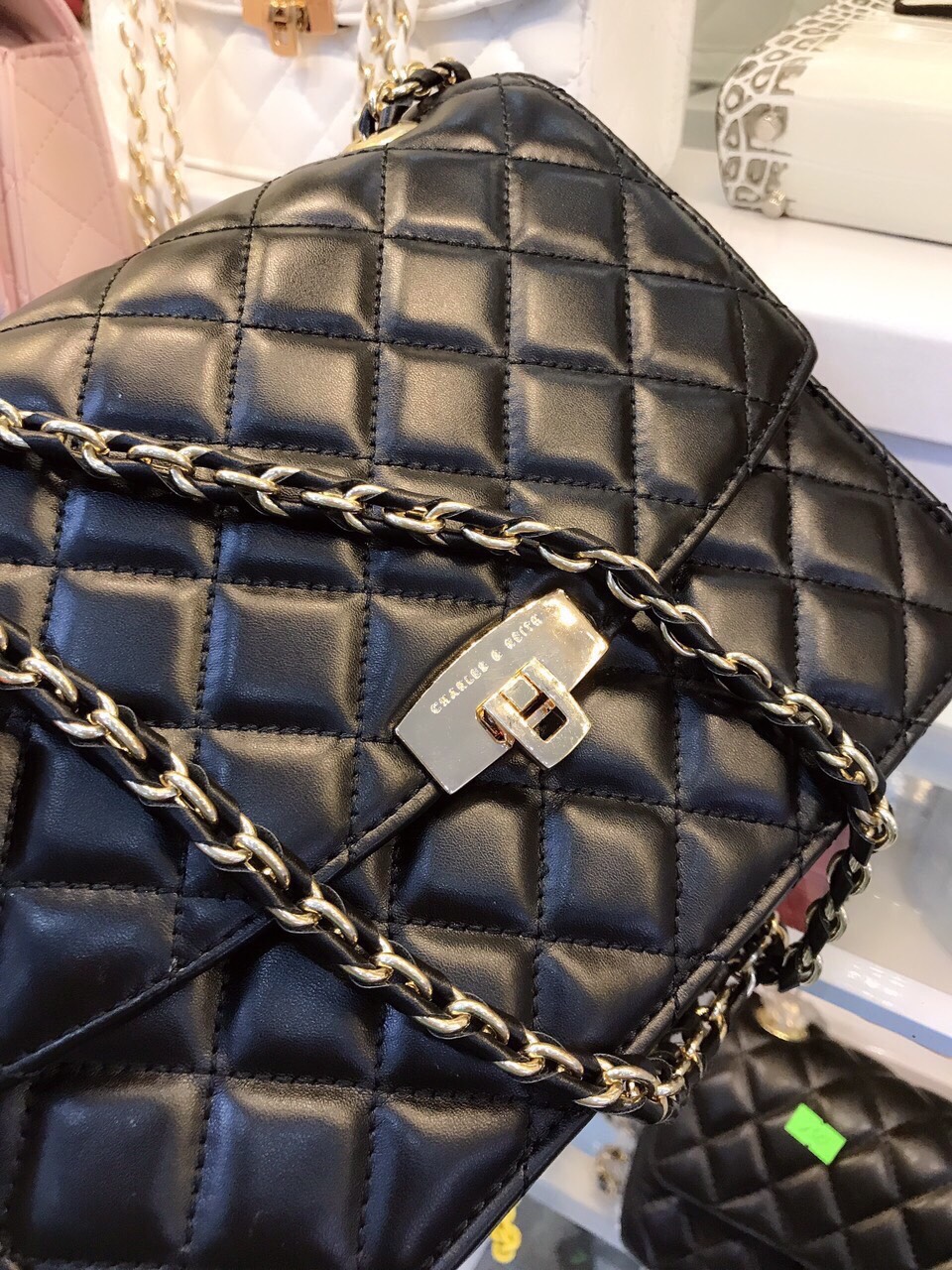 Túi CK thêu nổi sang chảnh khóa khắc logo hàng F1 cao cấp