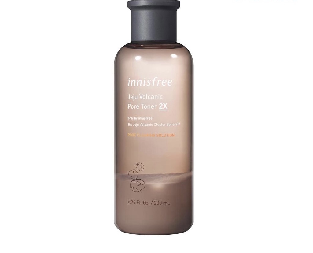 Nước cân bằng chăm sóc da từ tro núi lửa innisfree Jeju Volcanic 200ml