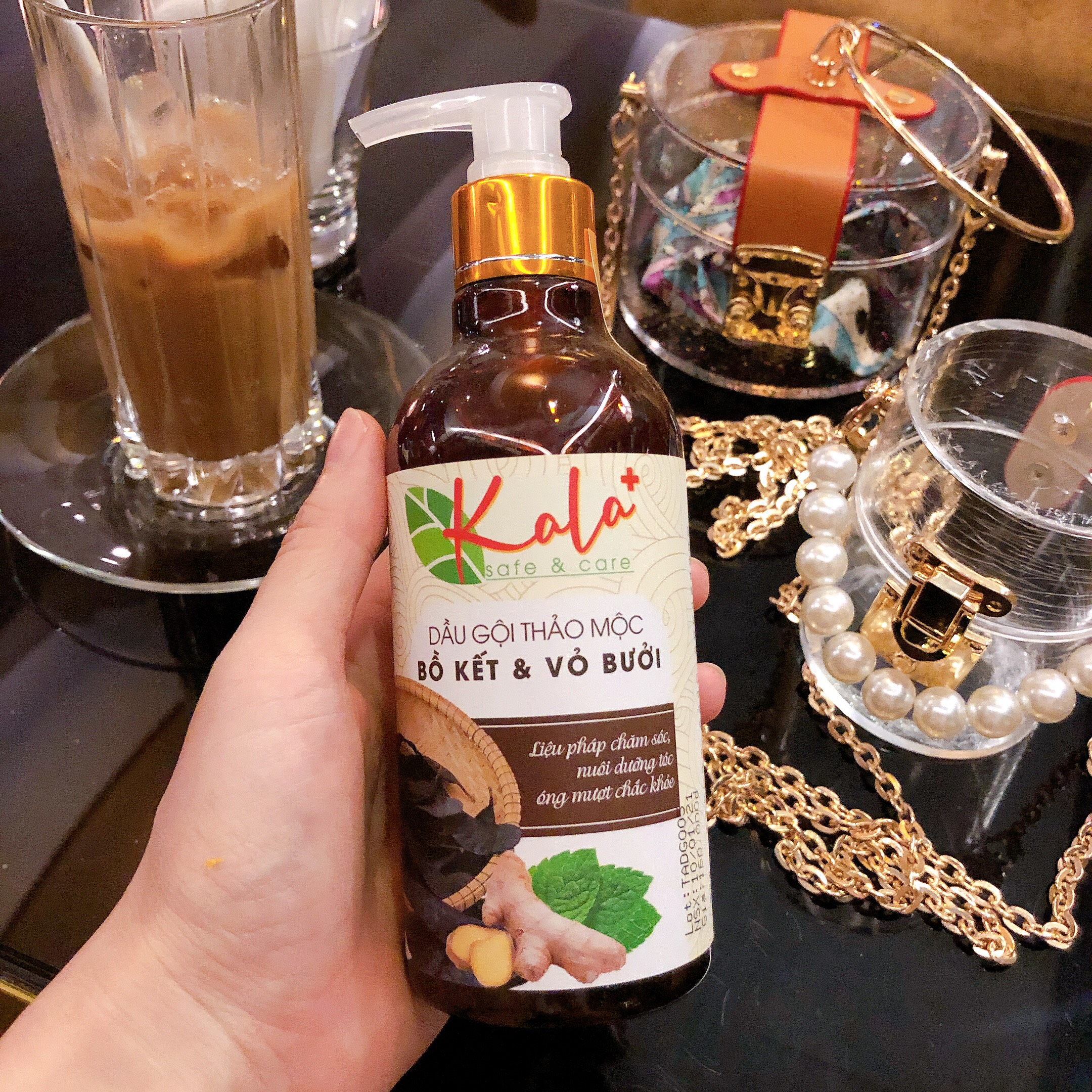 Dầu gội thảo mộc bồ kết và vỏ bưởi kala - 300ml