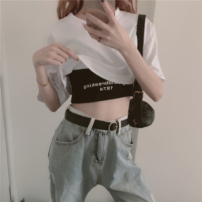 [HCM]Sét Áo Thun Croptop 2 Món (Áo Thun + Bra In Chữ) Cá Tính Năng Động