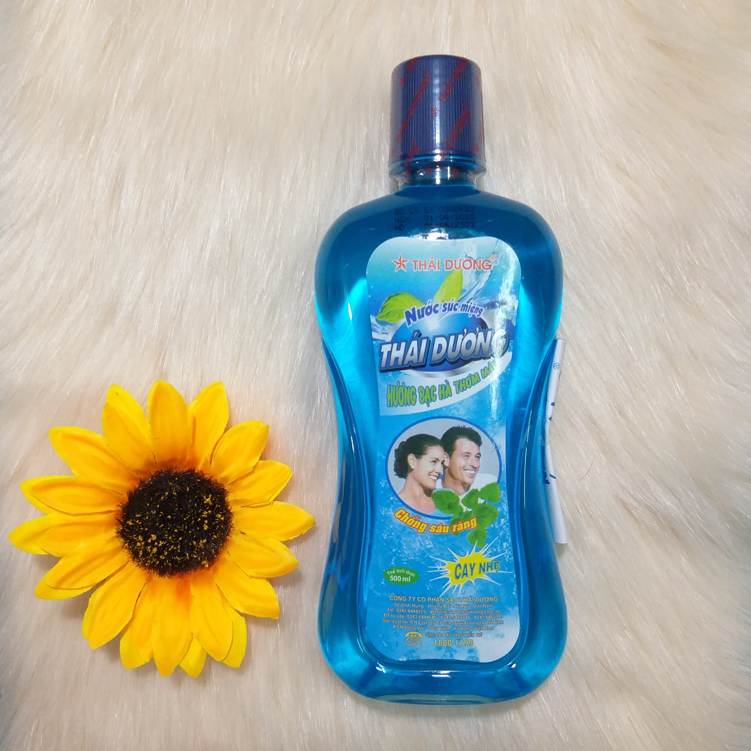 Nước súc miệng Thái Dương - Hương bạc hà thơm mát
