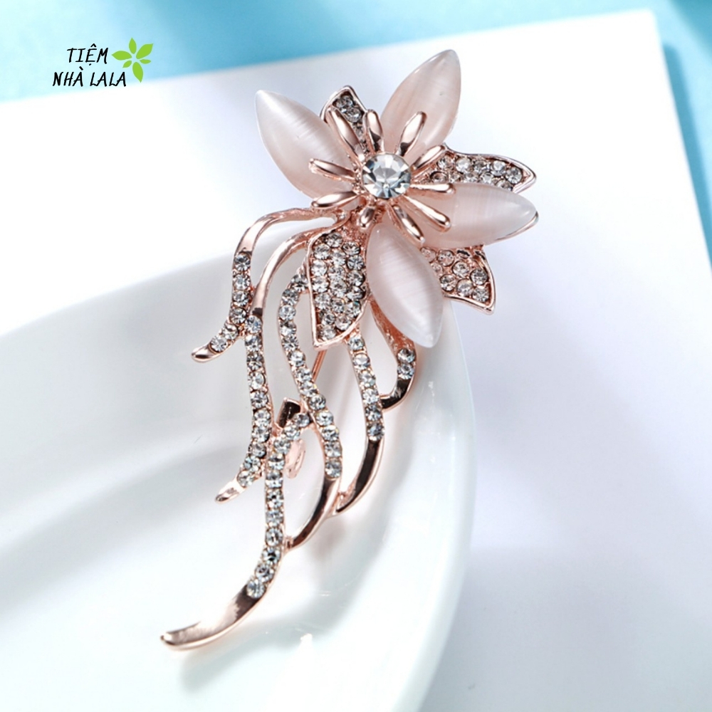 Cài áo hình hoa đính đá sang trọng thời trang phong cách Hàn Quốc, nhiều mẫu đẹp kết hợp cùng với áo dạ, áo vét, áo sơ mi, váy công sở, đầm dạ hội CA5- Tiệm nhà LALA