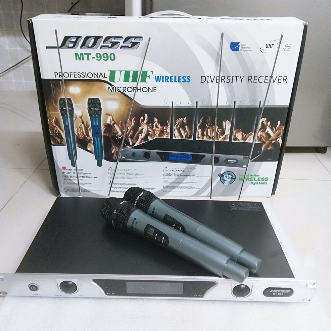 [HCM]Dan Karaoke Giá Rẻ MICRO KHÔNG DÂY BOSS MT-990 Cao Cấp Chính Hãng Mic Chống Hú Tốt Cực Tốt Tiêng Ca Phát Ra Mạnh  Micro Hát Karaoke Cực Đỉnh Thiết Kế ĐẹpTiết Kiệm Pin Đầu Thu Hàng Nhập Khẩu Bảo Hành 12 Tháng 1 Đổi 1