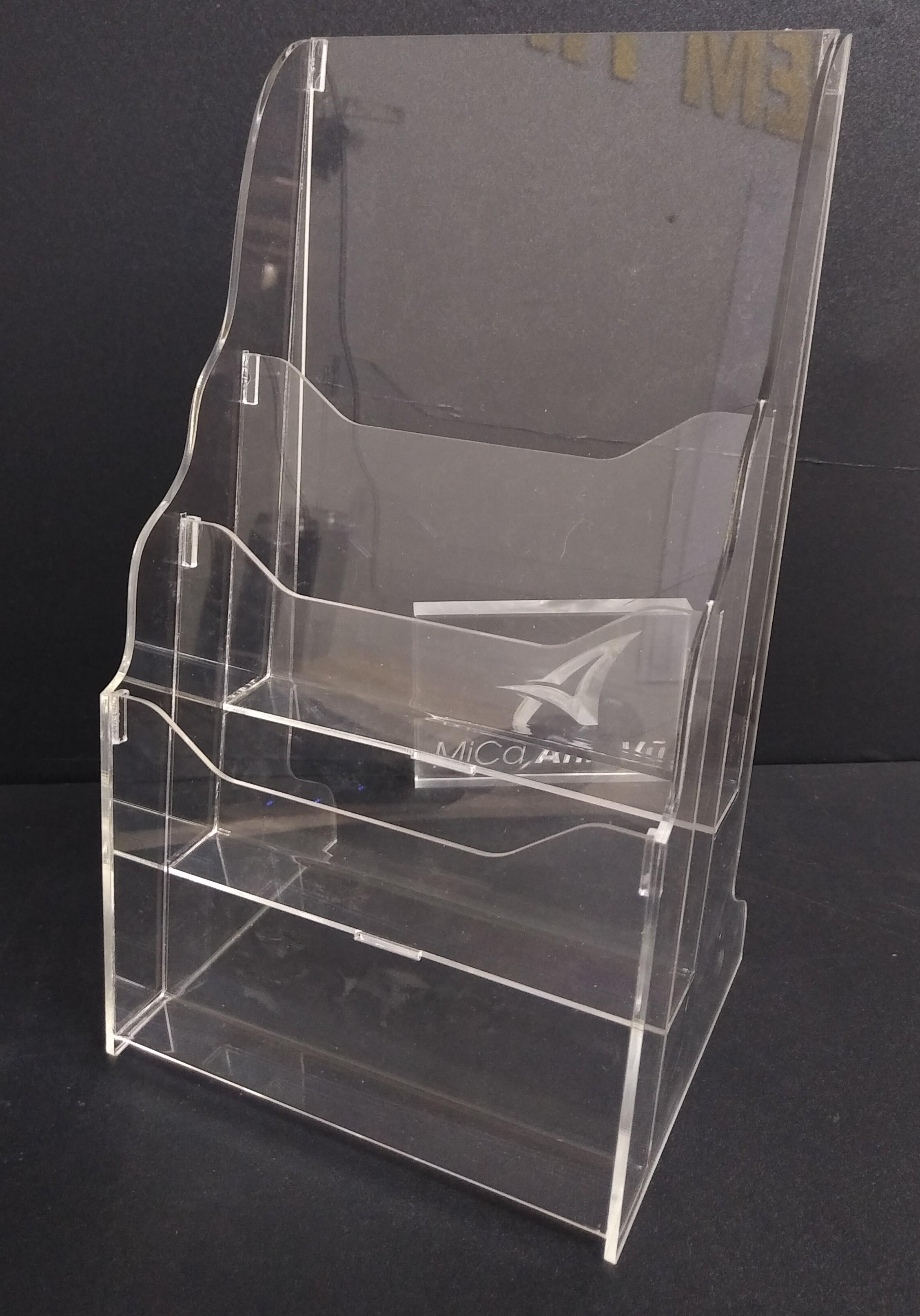 Siêu bền - Kệ tờ rơi A5 3 ngăn mica trong để bàn