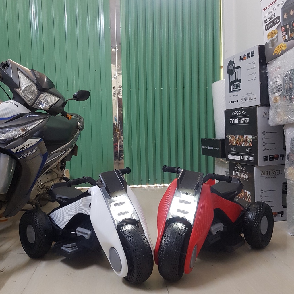 Xe máy điện trẻ em, xe máy điện cho bé phân khối lớn