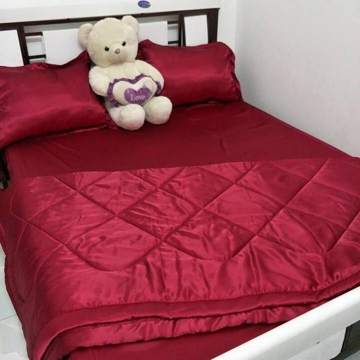 [5 món] Bộ Chăn Drap Gối Lụa Mềm mịn Ánh Sao Màu Đỏ/ Đỏ Cherrry phối Vàng nâu - 1m6x2m/1m8x2mx20cm