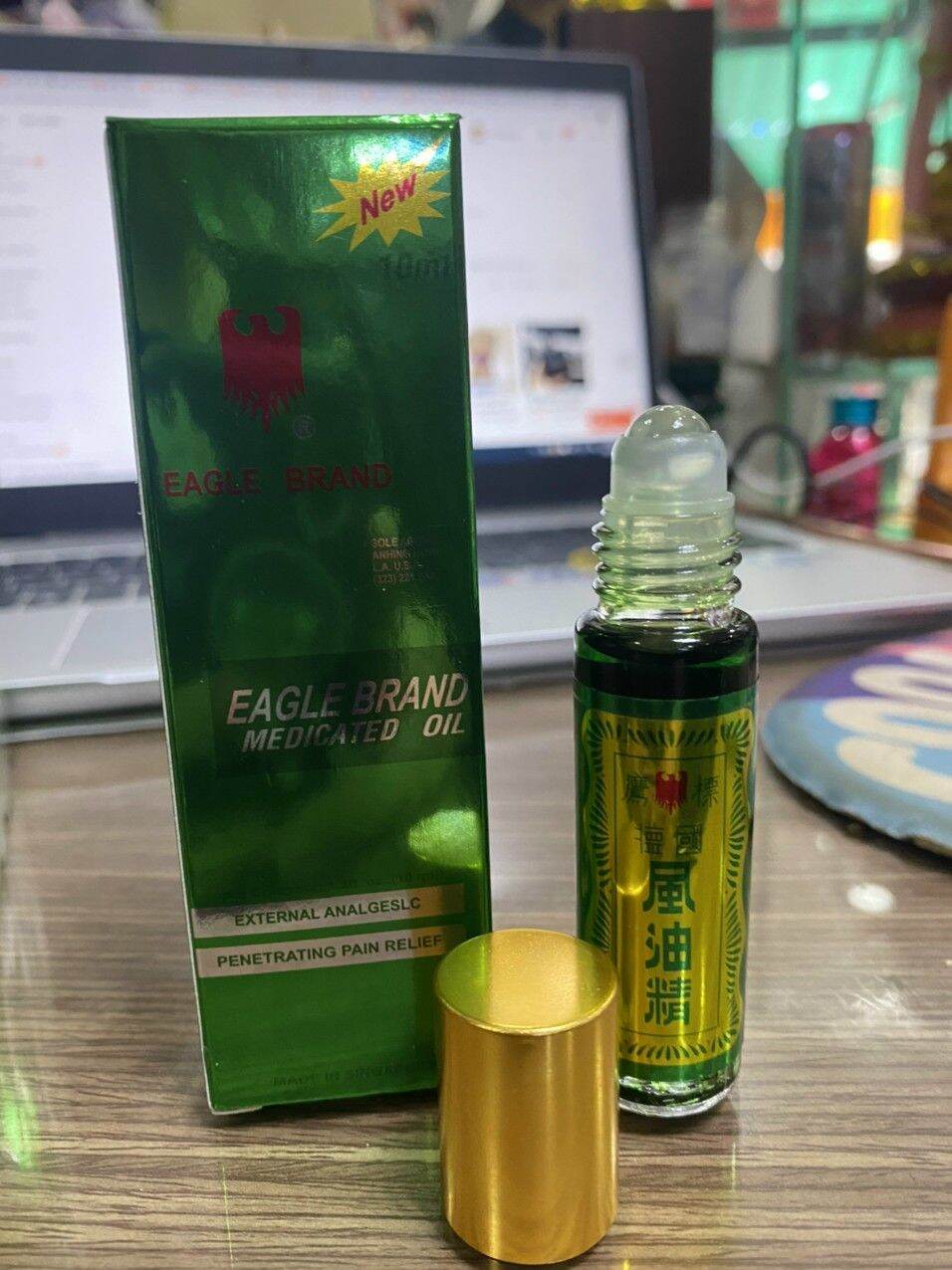 Combo 2 chai dầu gió xanh con ó 10ml singapor dạng lăn , chấm dựt đau đầu mệt mỏi , dầu xanh nhỏ , dầu xanh singapor 10ml, dầu xanh tròn con ó
