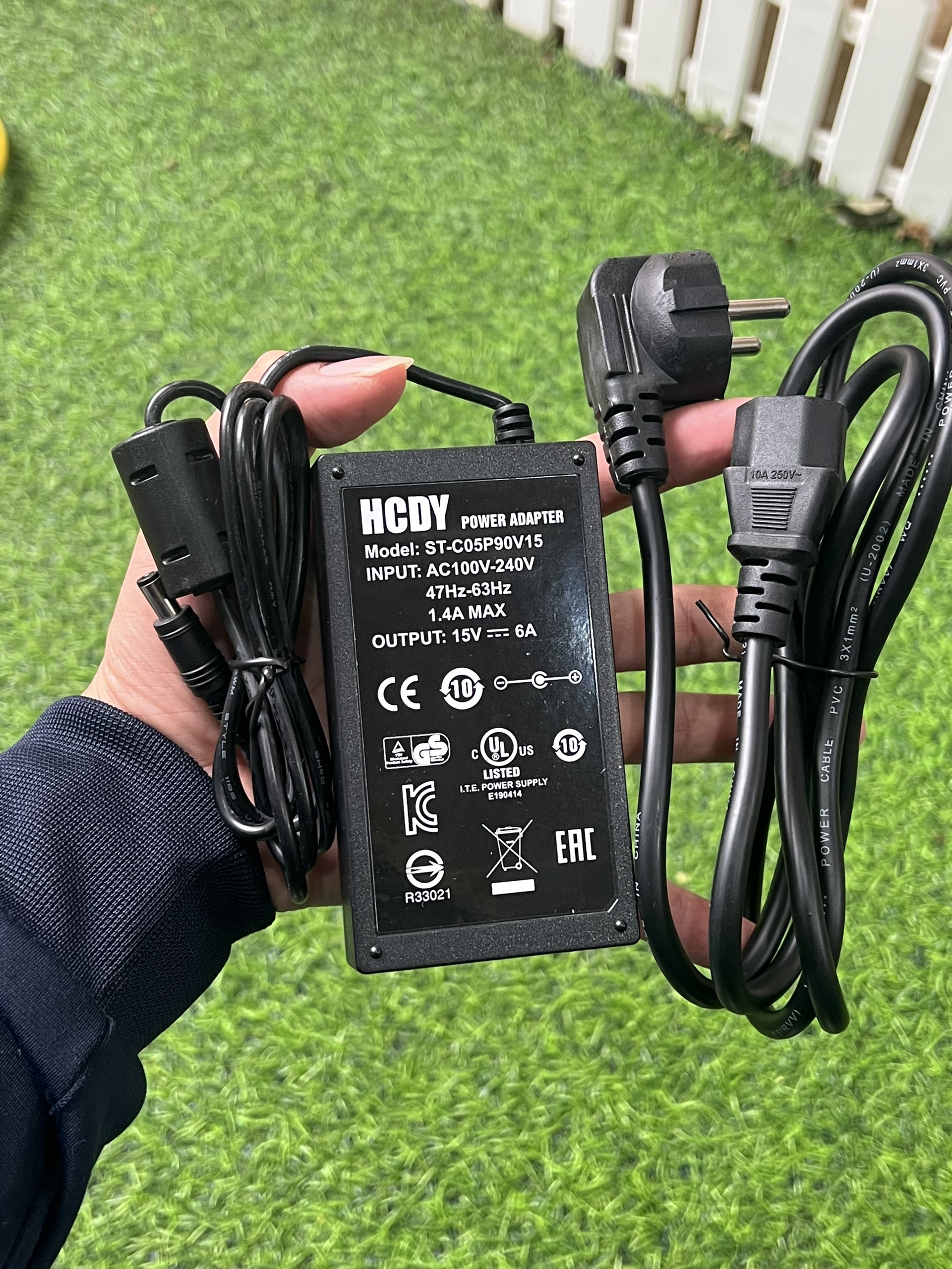 Dây sạc loa kéo hcdy 15v 6a
