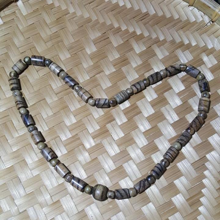 [HCM]Vòng cổ trầm hương Zebra kiểu trúc 10mm