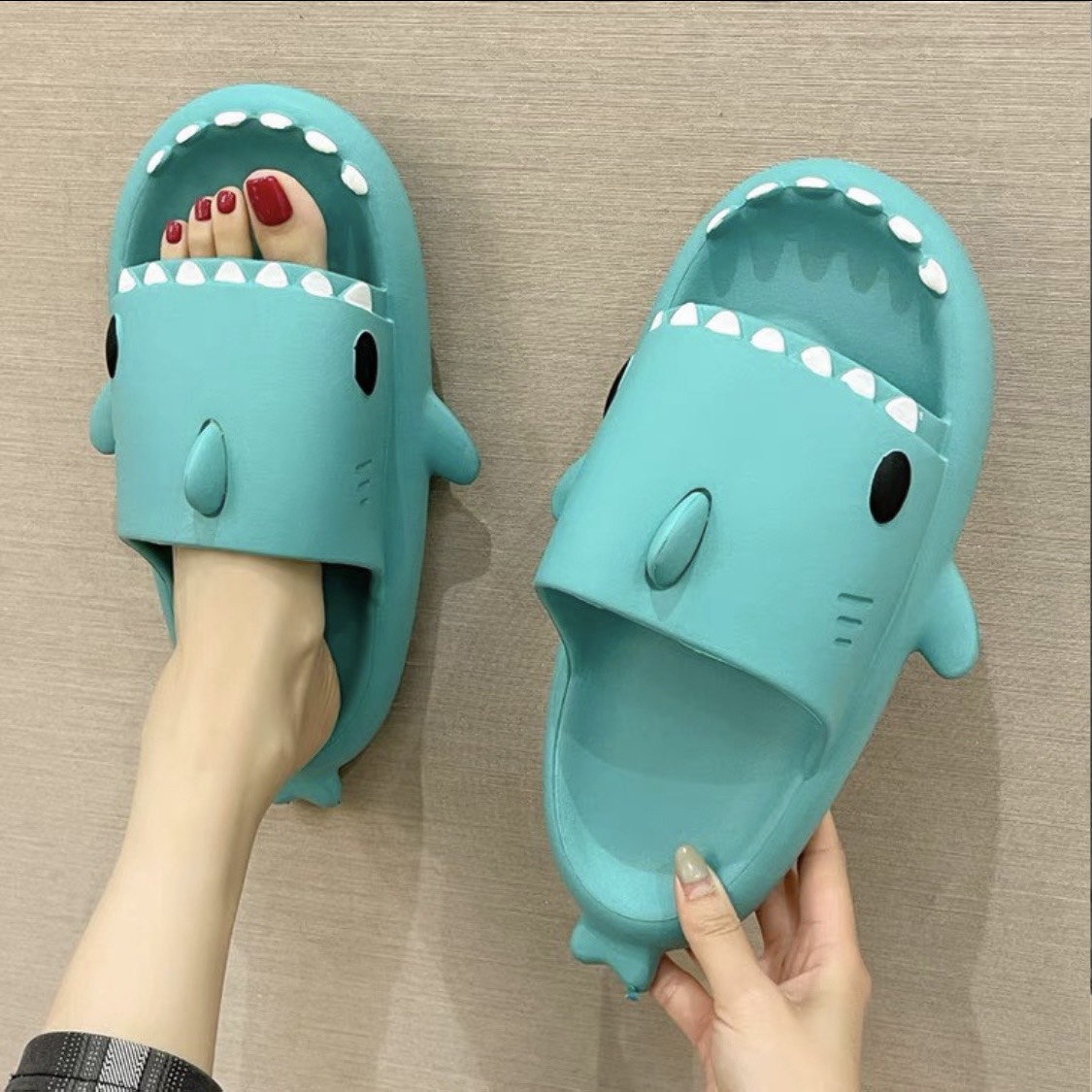 Dép cá mập đế cao 4cm dễ thương size lớn cho nam nữ nhiều màu phong cách ulzzang hottrend 2022