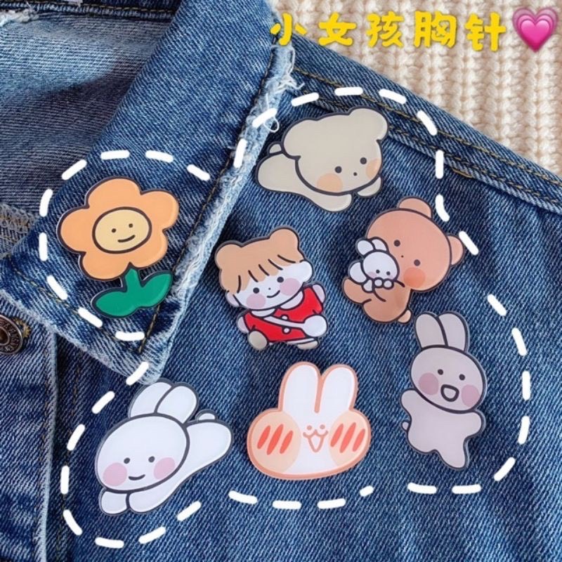 Combo 2 pin❣️có ảnh thật❣️giao ngẫu nhiên- pin cài balo/ sticker cài áo, ghim cài áo, gấu thỏ- sticker cài balo❣️