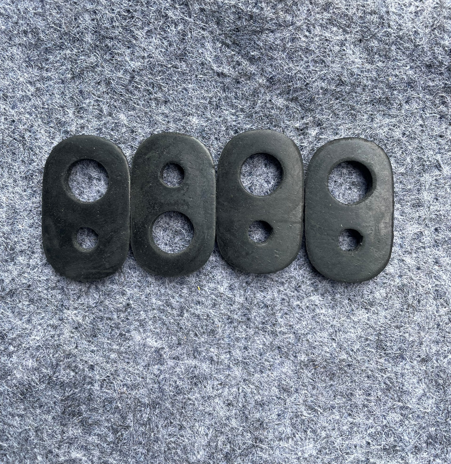 Cao su lót chân xi nhan xe 67 dành cho các dòng xe 67 - 68 - cd - cl...