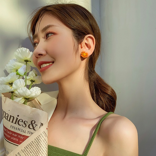 Bông tai Bell Mew hoa cúc lẻ cánh ( G-Dragon style ) - BT173