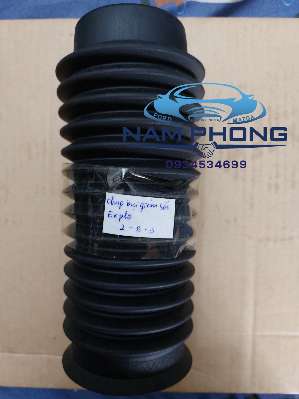 Chụp bụi giảm sóc trước Explorer 18 - 9T433K036AB