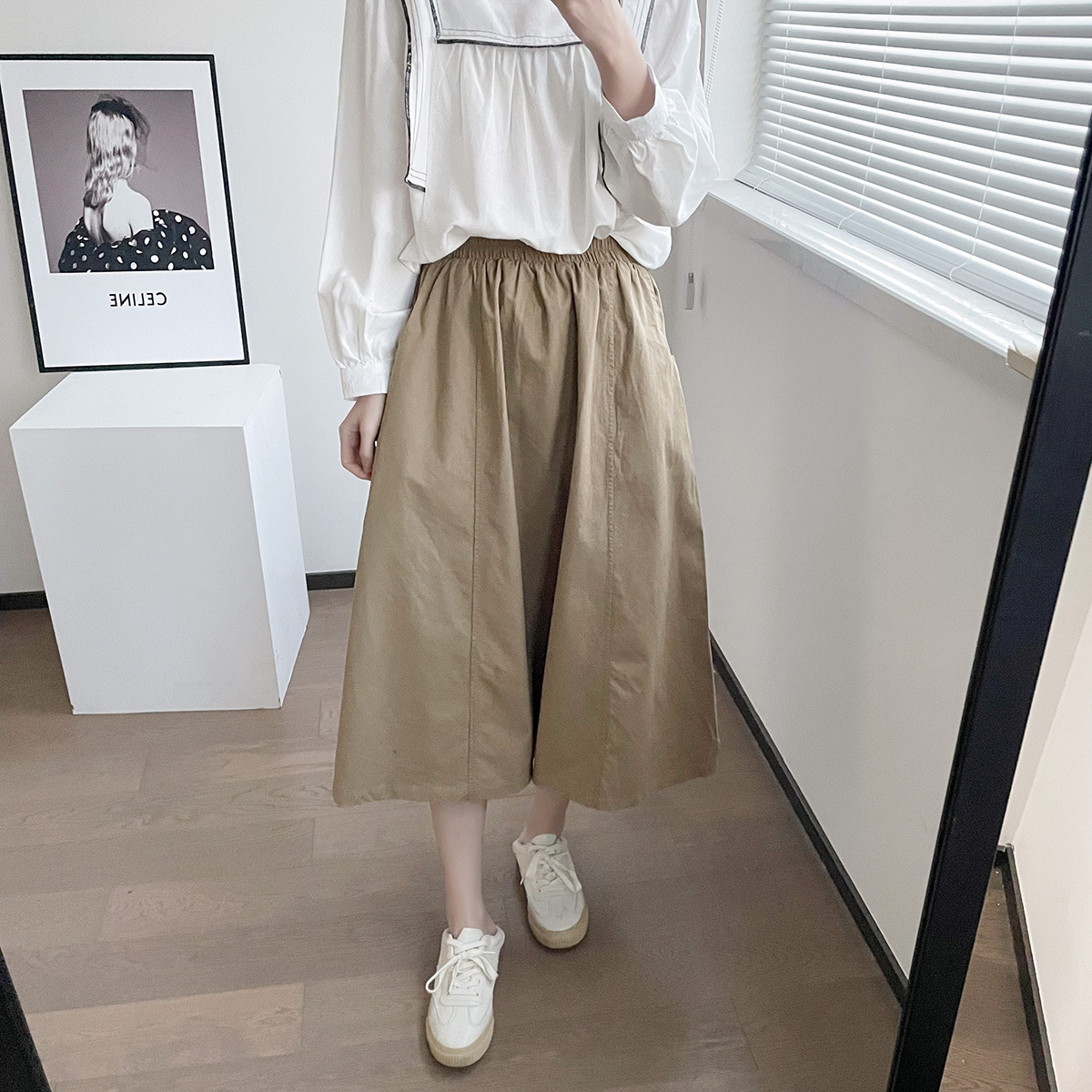 Quan ống suông lưng thun	AVL2101