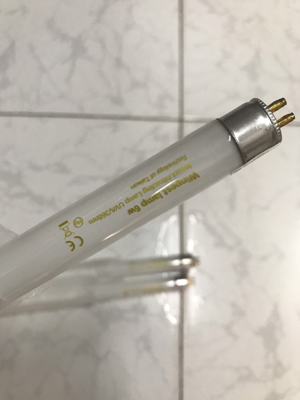 Bóng đèn uv thu hút côn trùng, diệt côn trùng ktp 06w