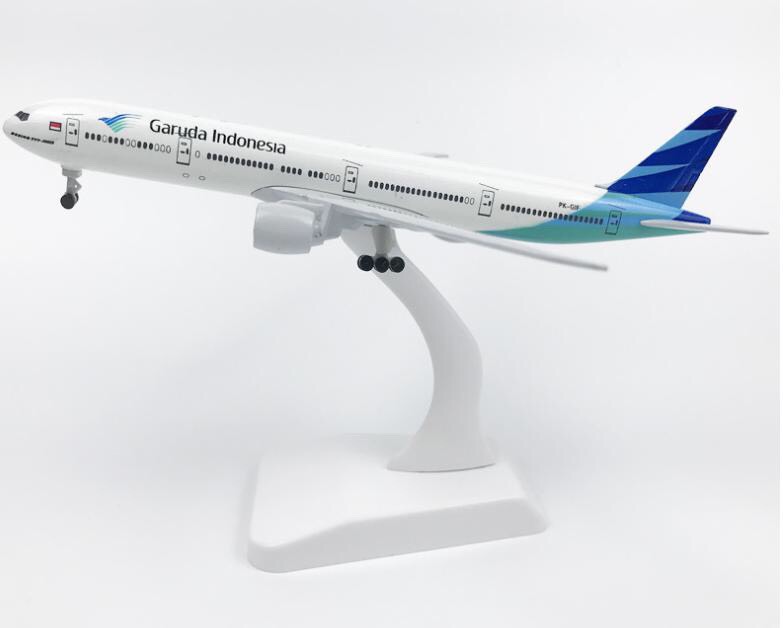 Mô hình máy bay Indonesia 18cm có bánh xe