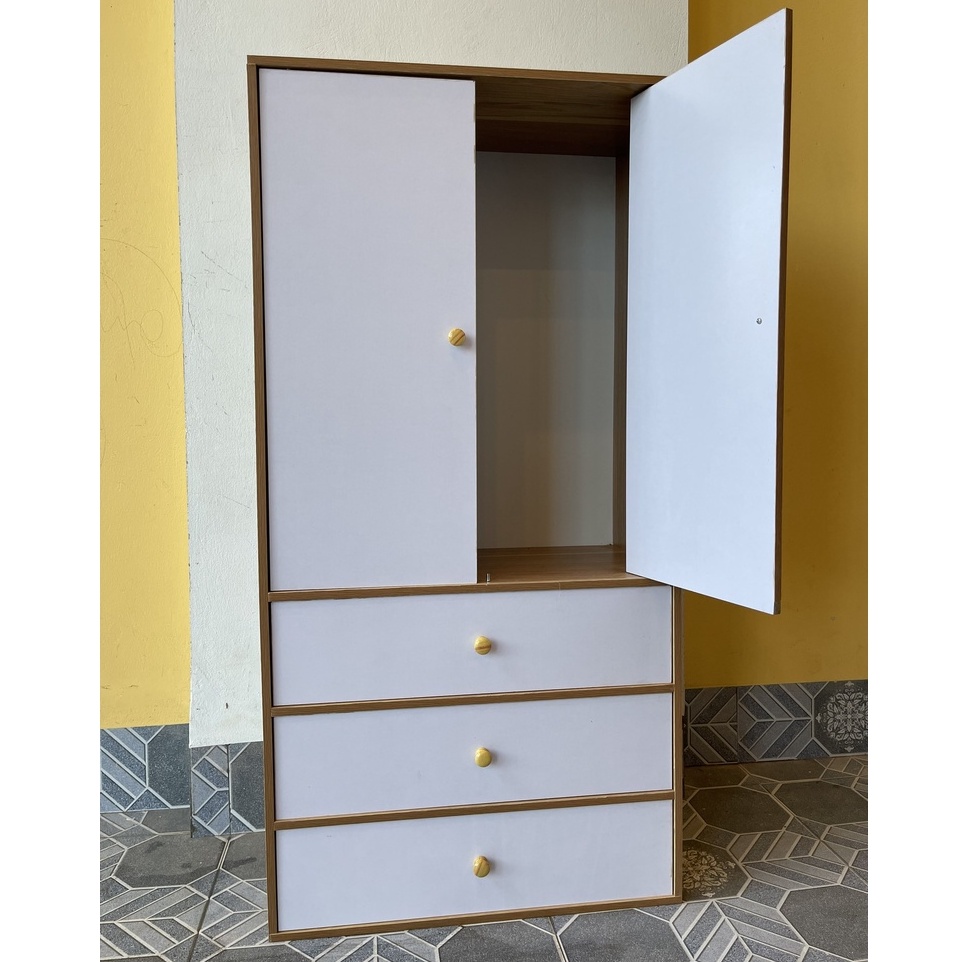 Tủ gỗ treo quần áo. mẫu 1 120 x 40 x 30cm. mẫu 2 120 x 60 x 30cm. mẫu 3 120 x 60 x 40cm. gỗ mdf cao cấp. khoan sẵn lỗ chờ, đủ phụ kiện lắp ráp dễ dàng