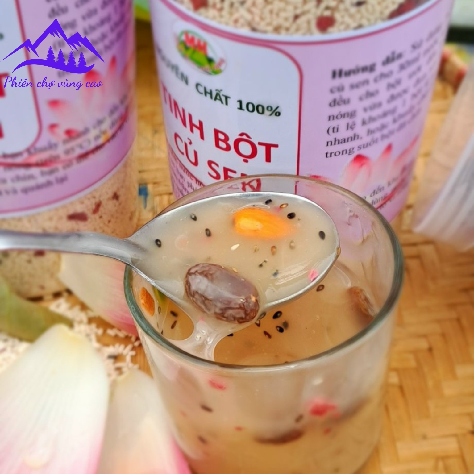 Tinh bột củ sen nguyên chất mix hạt xay lọc, tinh chế thủ công từ củ sen Tây Bắc đảm bảo giữ lại đầy đủ vitamin, khoáng chất