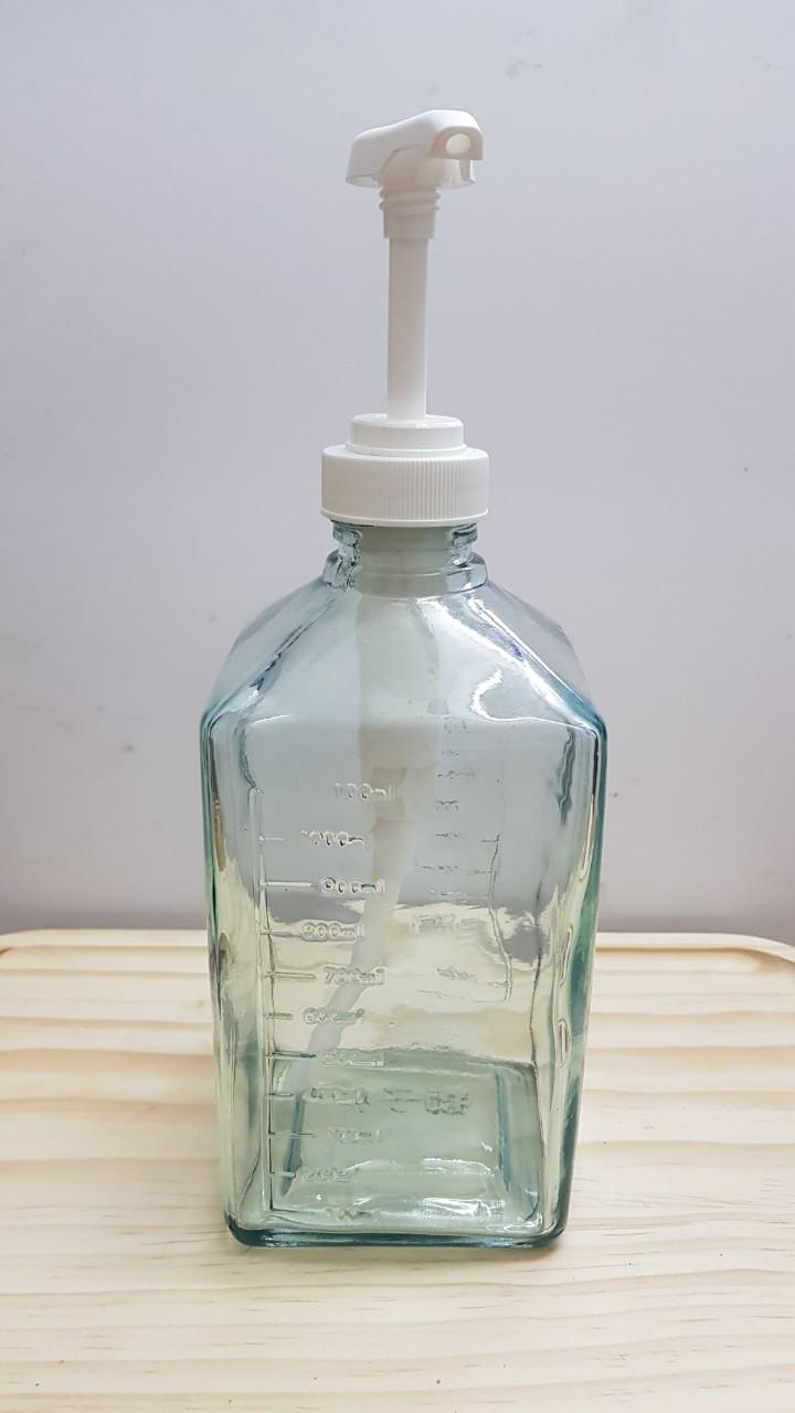 Bình đựng đường nước 1100ml có kèm vòi bơm