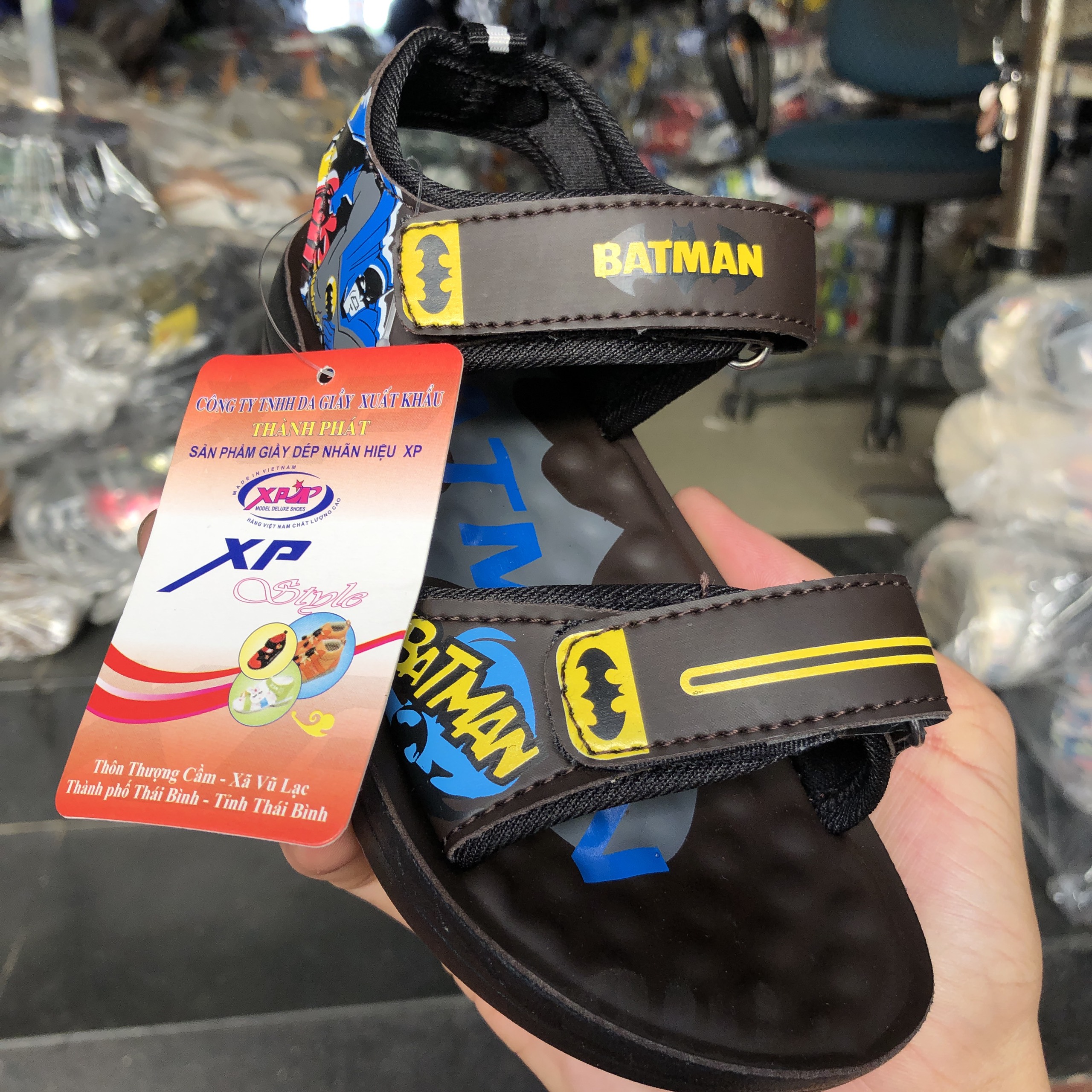 Dép trẻ em sandal bé trai siêu nhân batman, quai hậu học sinh da đế cao su nhẹ xpa giá rẻ