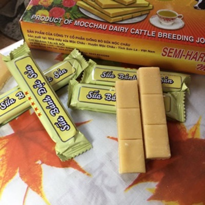 Hộp bánh sữa đặc sản Mộc Châu 200g