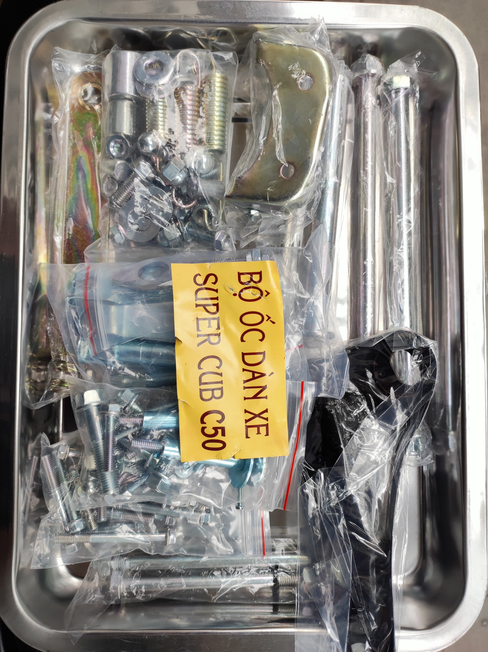Bộ ốc dàn xe cub c50 hàng đẹp. đầy đủ 95%
