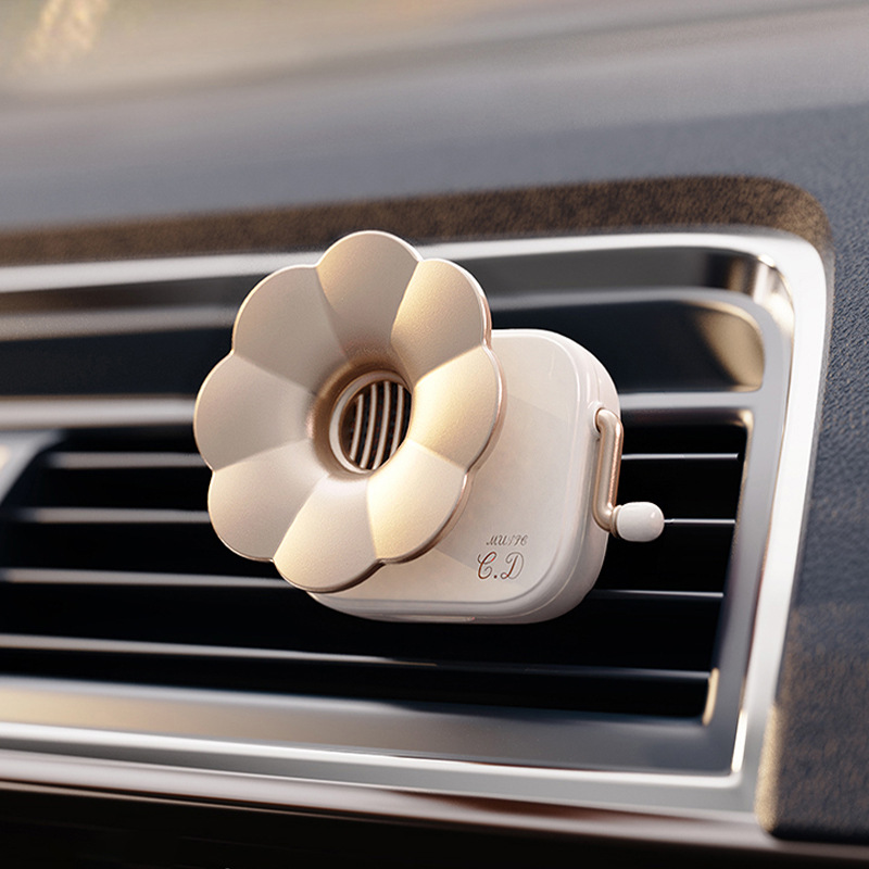 Phonograph Car mounted Aromatherapy Air Outlet Fragrance Car Accessories Heart free Fragrance Decoration Car mounted perfume lesufgmze11