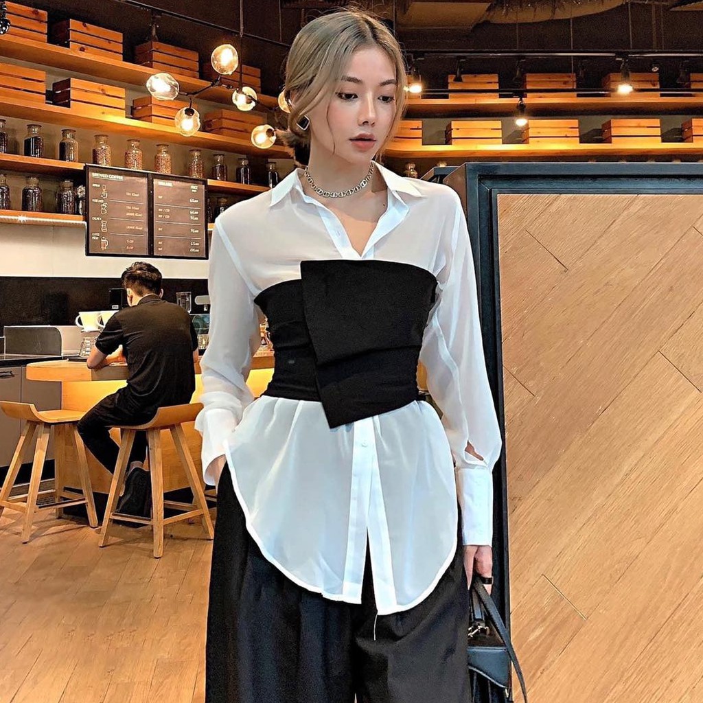 Áo sơ mi voan trắng cách điệu phối crop đen