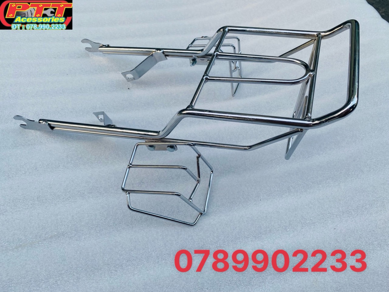 Baga bảo vệ đèn hậu xe cub 81 sắt xi