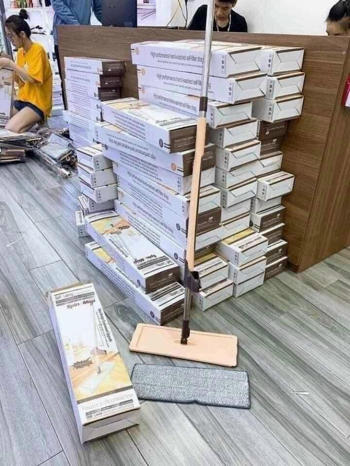 Chổi lau sàn nhà 360* spin mot