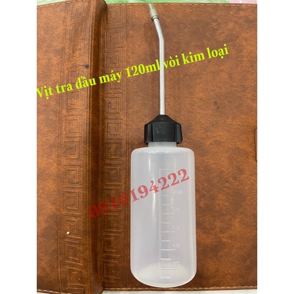Vịt đựng dầu máy vòi sắt 120ml