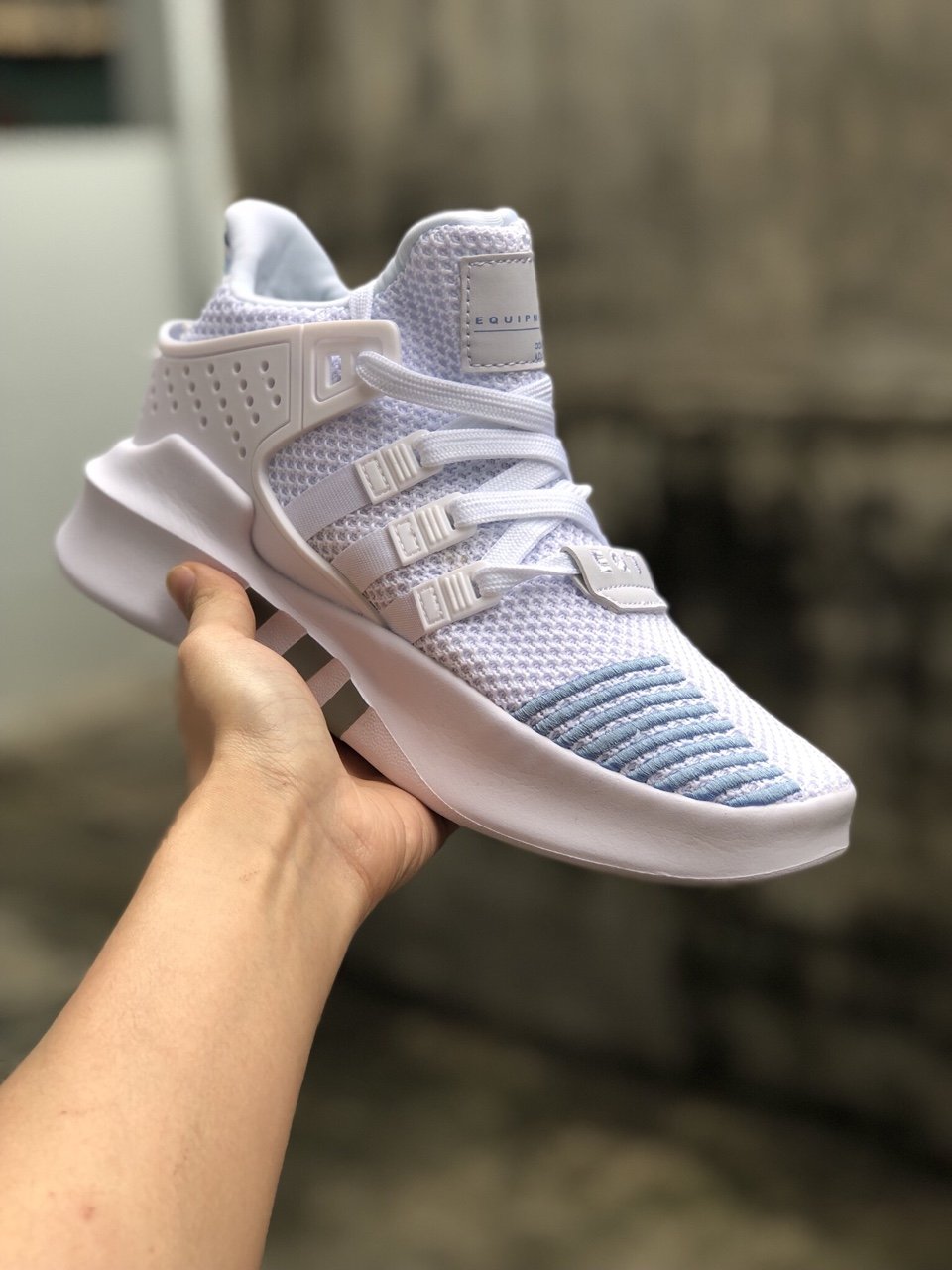 Tổng hợp Giày Sneaker Adidas Eqt giá rẻ, bán chạy tháng 4/2023 - BeeCost