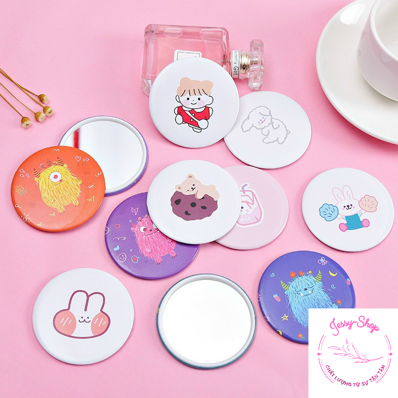 Gương mini cầm tay nhiều mẫu mã đa dạng