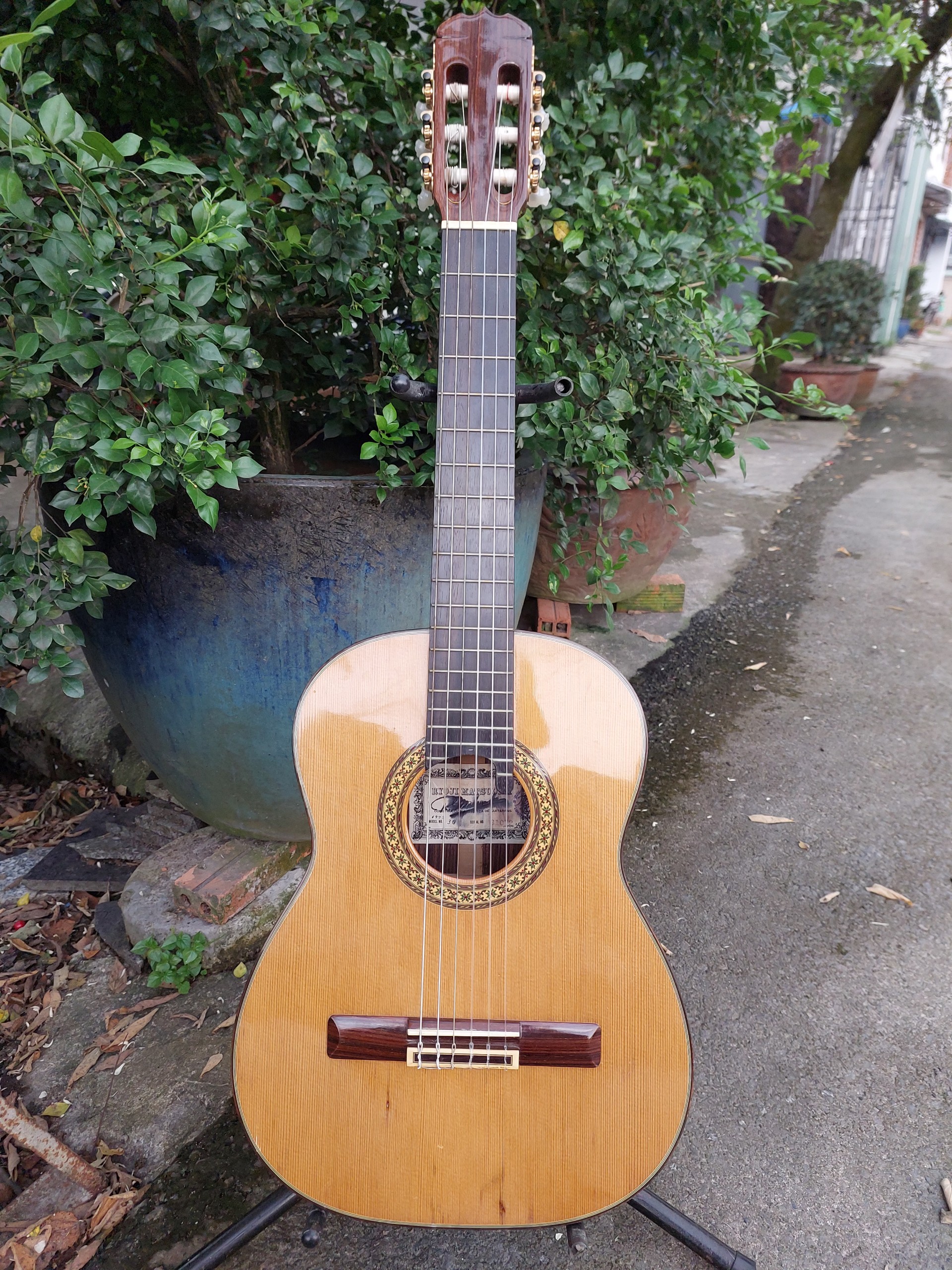 Đàn guitar Nhật cũ - Classic guitar Ryoji matsuoka No.30 được sưu tầm đấu giá trực tiếp ship từ Japan Duy Guitar Store