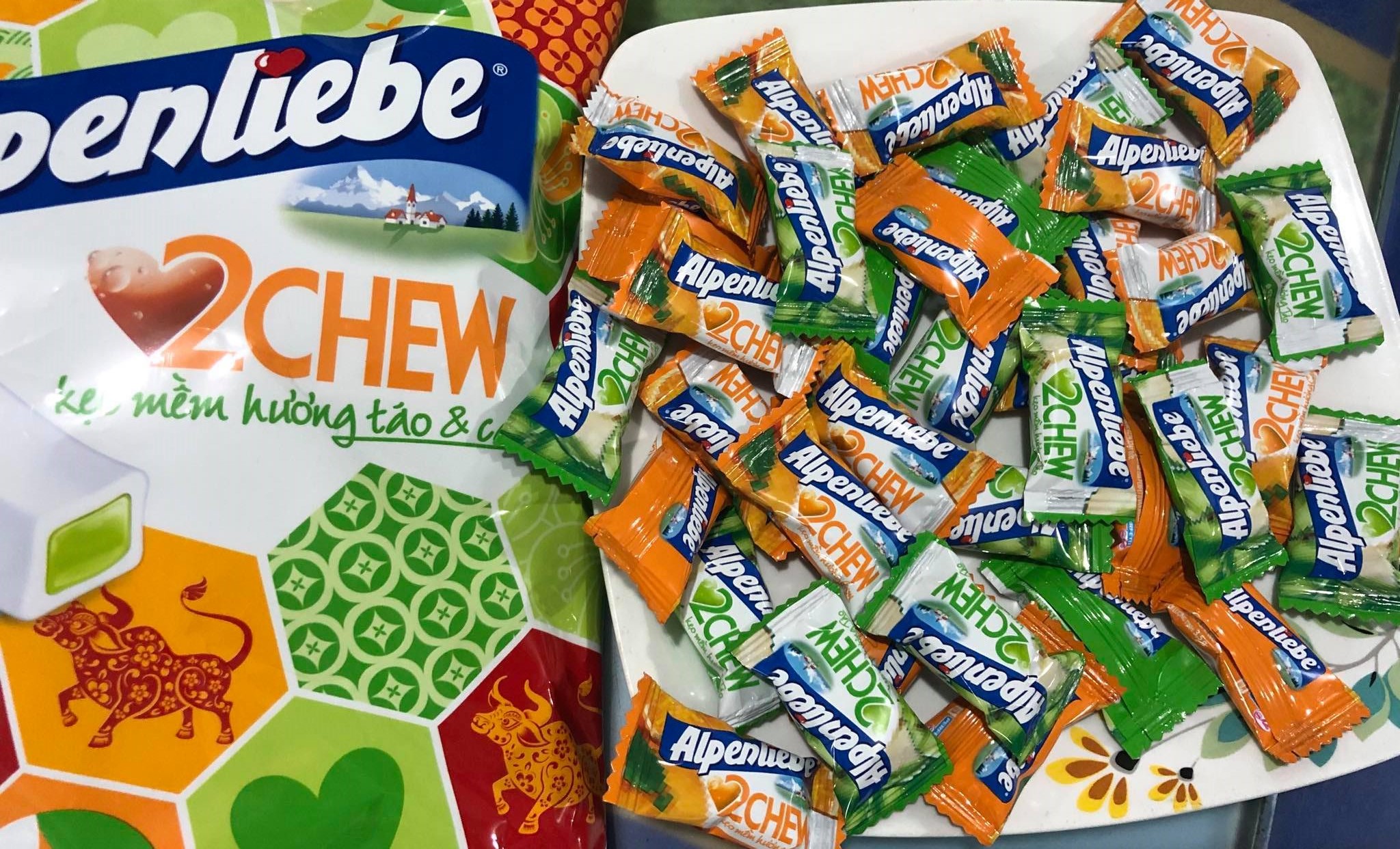 Kẹo Mềm Alpenliebe 2 Chew Hương Táo Cam Gói 227,5g