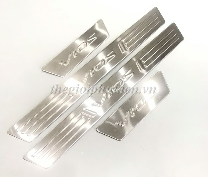 Bộ Ốp bậc cửa, Nẹp bước chân INOX Toyota Vios 2014-2019 – Bên Ngoài