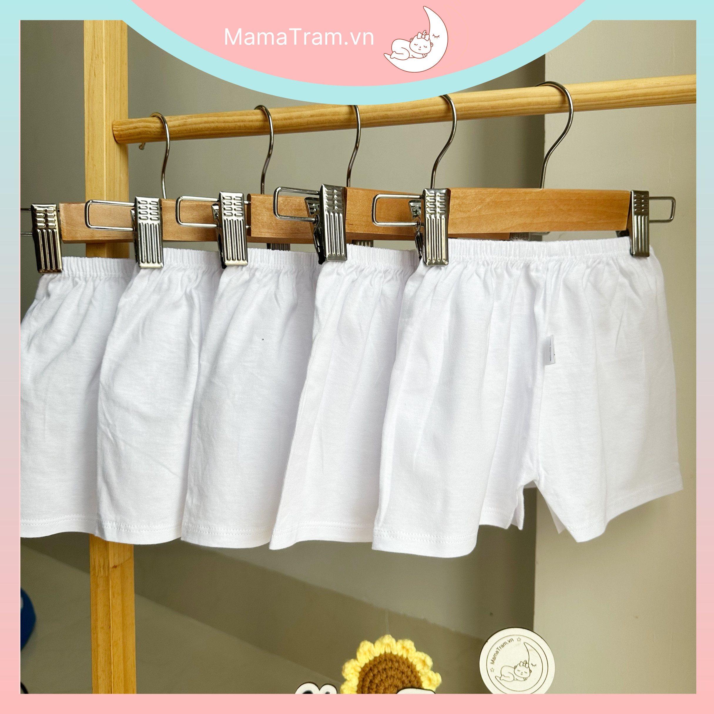 Quần đùi ngắn cotton trắng sơ sinh bossini cho bé trai bé gái từ 4 đến 30kg