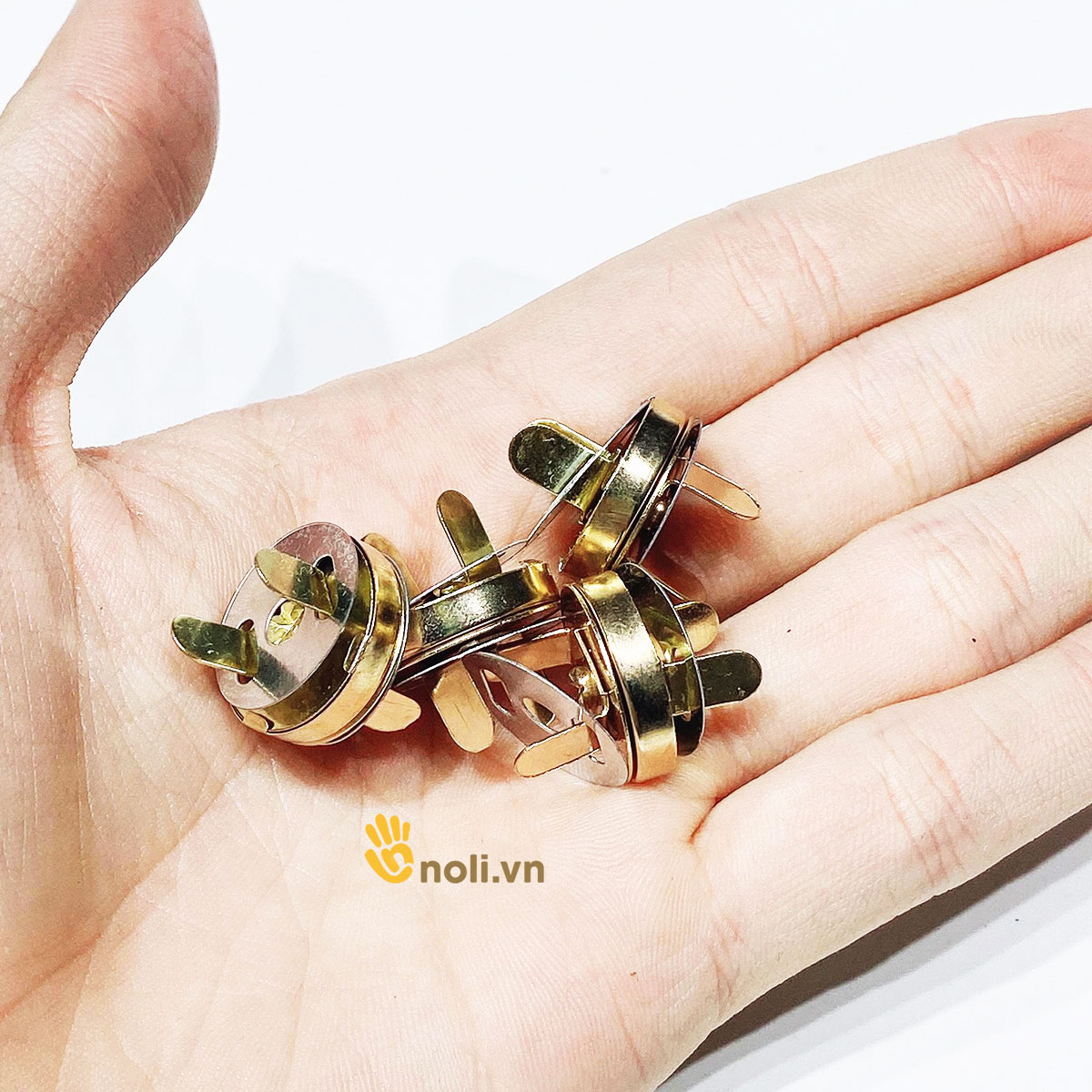 Nút hít dày siêu mạnh (1 cái)