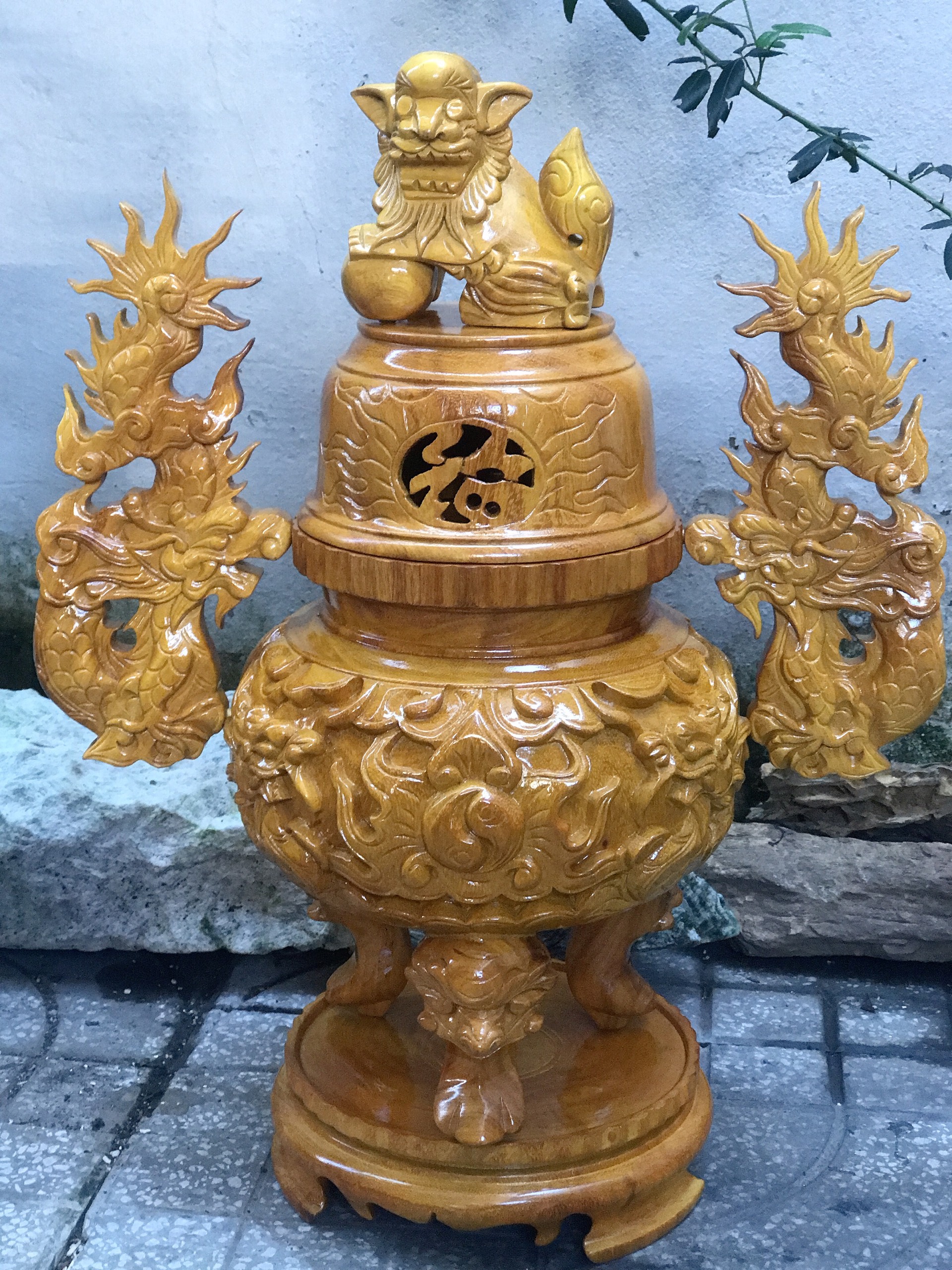 Lư hương bằng gỗ mít, lư hương bàn thờ bằng gỗ mít cao 50cm chạm rồng sắc nét từ Mỹ Nghệ Độc