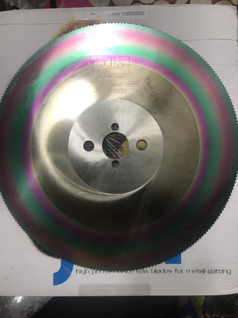 LƯỠI CẮT INOX JULIA 7 MÀU 300 X 2 X 32