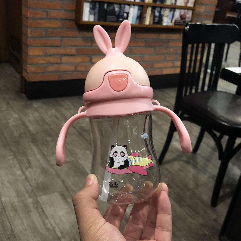 Bình uống nước dây đeo có ống hút chống sặc cho bé hình tai thỏ 250ml