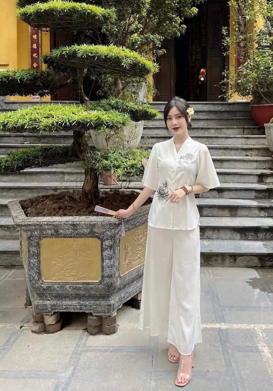 Đồ lam đi chùa nguyên set- đồ lam đi chùa nữ - bộ đi lễ chùa đẹp lụa có ảnh thật d28