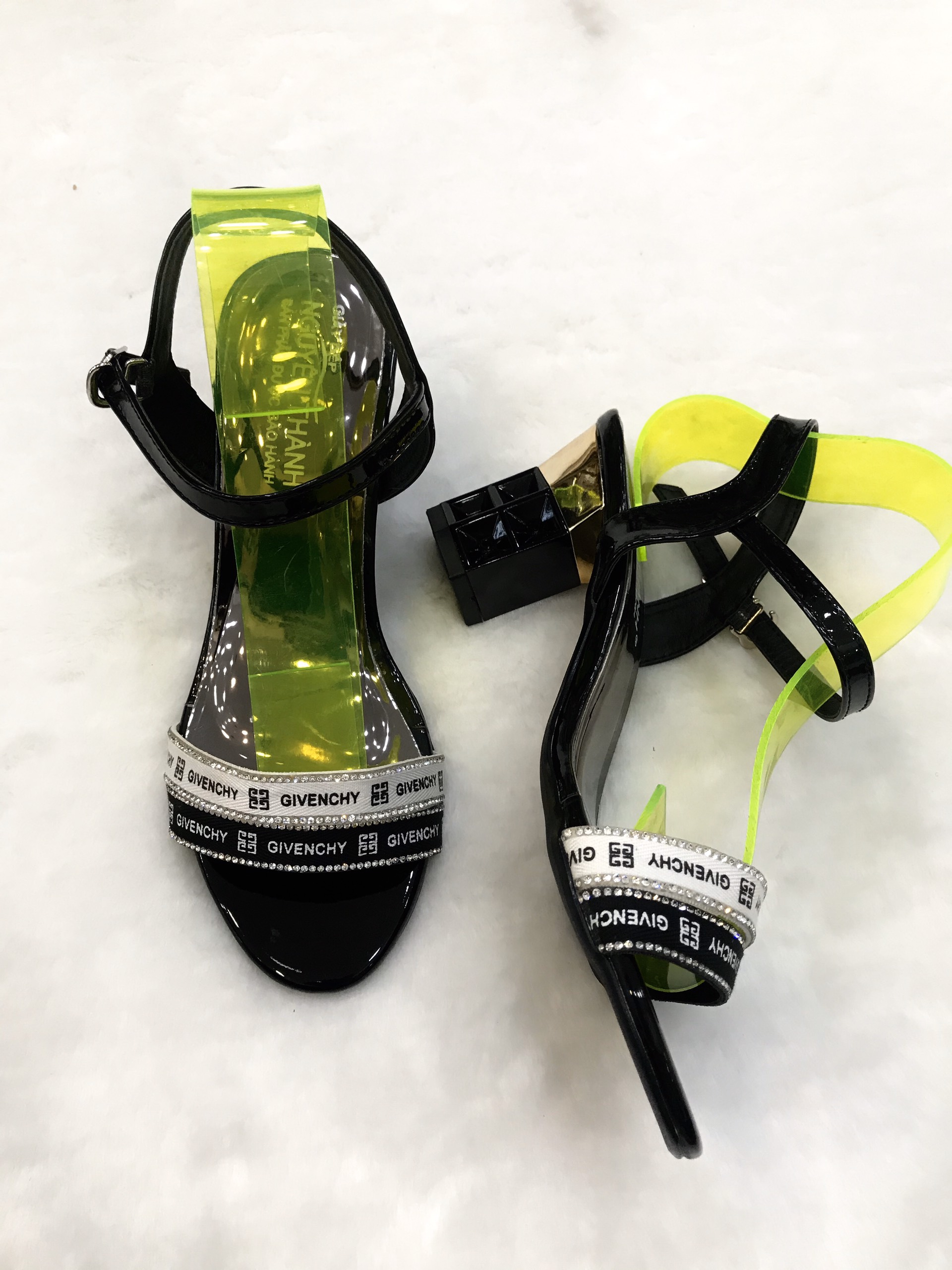 Sandal Bản Ngang Đơn Giản 7p