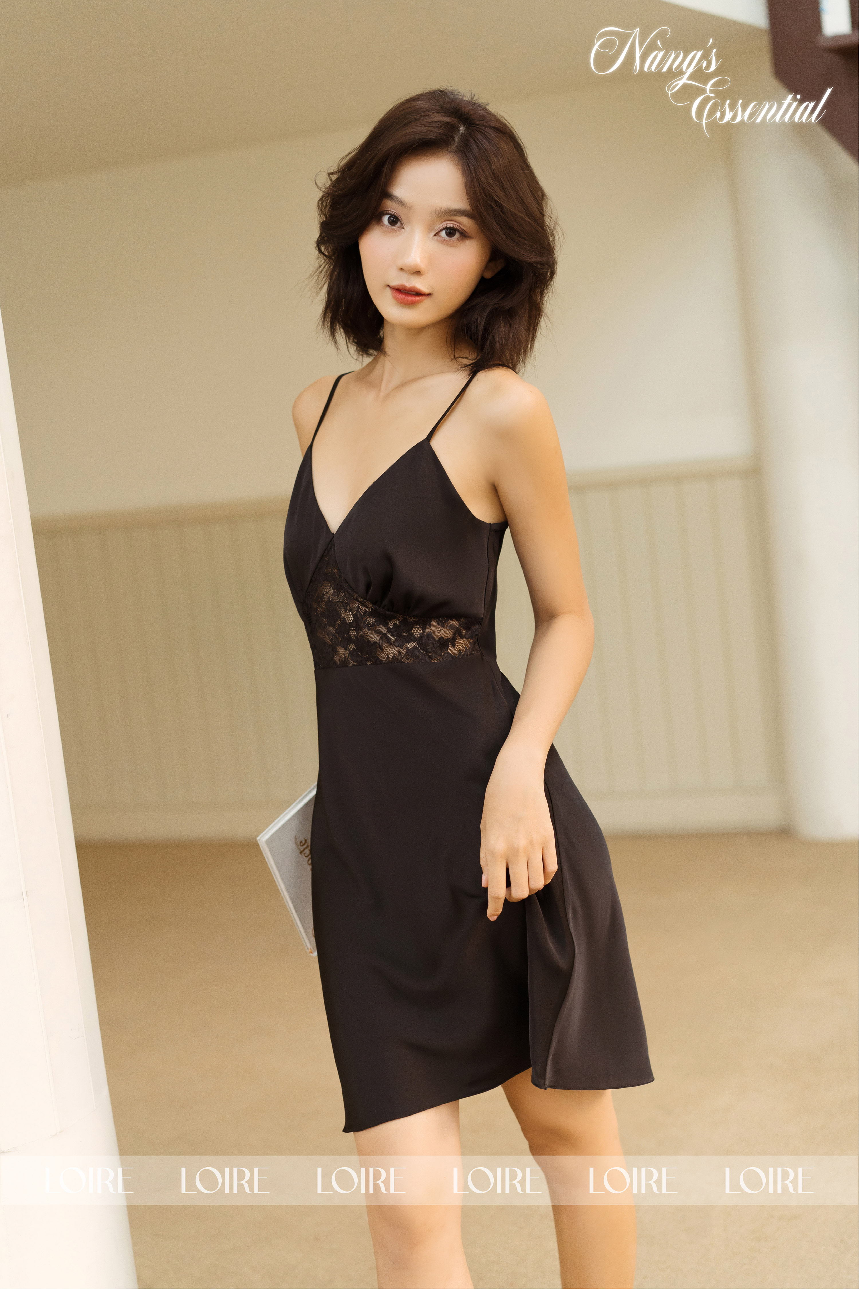 Váy lụa 2 dây phối ren lưới loirechic vns07