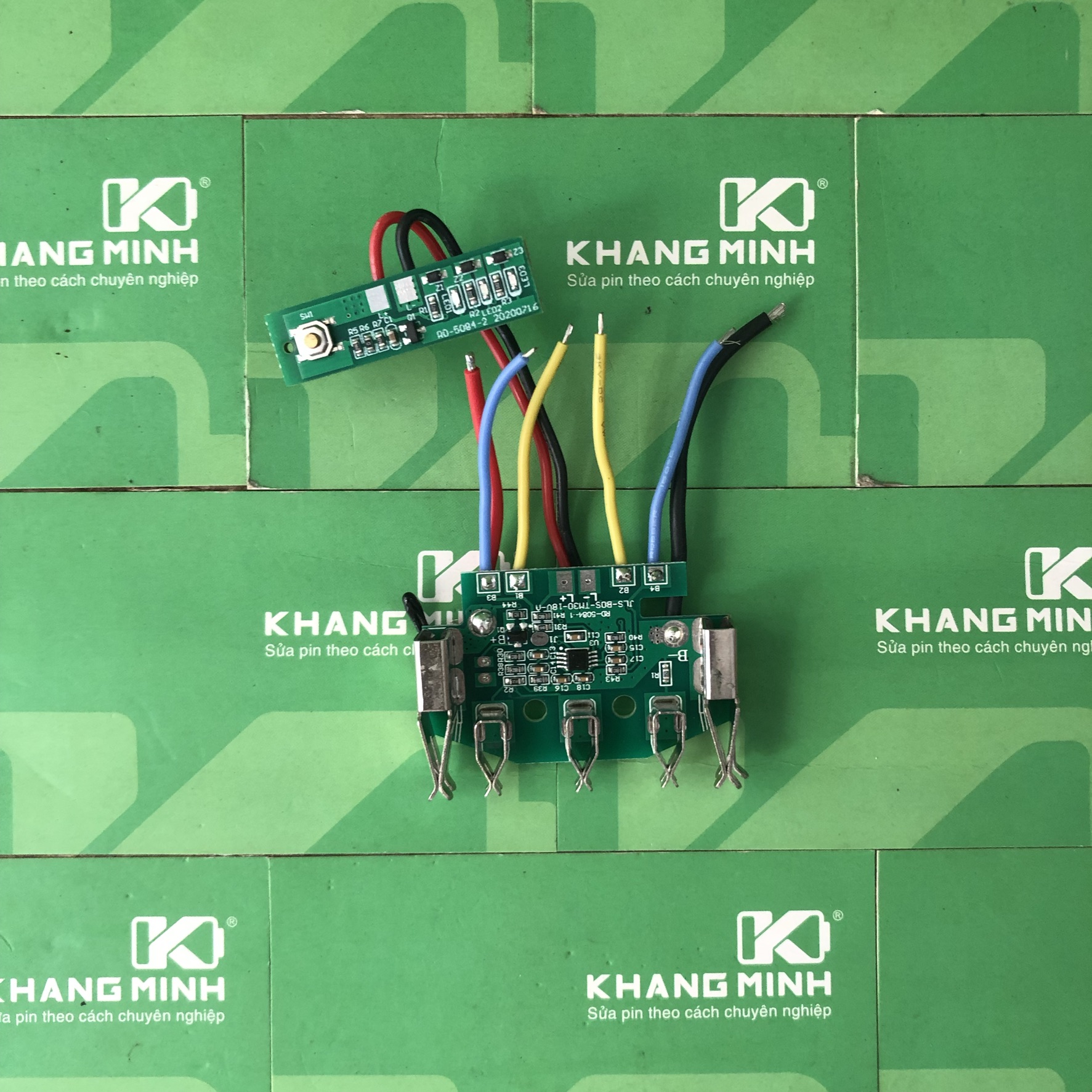 Mạch sạc và bảo vệ pin Bosch 18V 5S CB mạch báo pin và nhận sạc zin