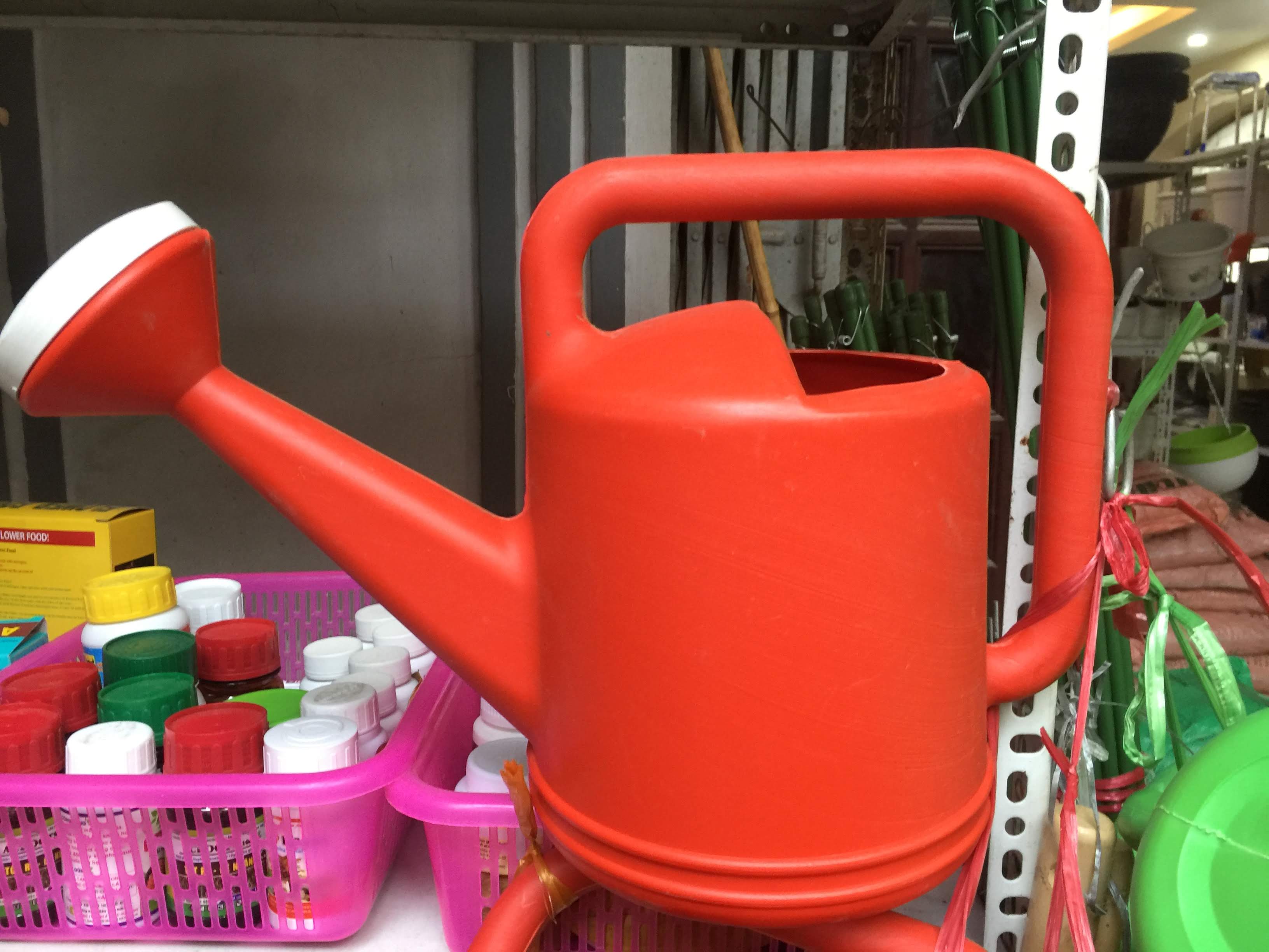 Bình tưới cây 1l-2l chất liệu nhựa, ô zoa
