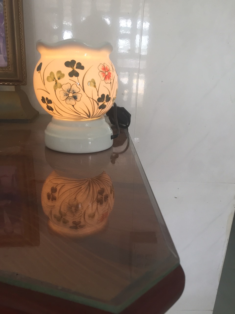 Đèn xông tinh dầu gốm bát tràng - tcmarts