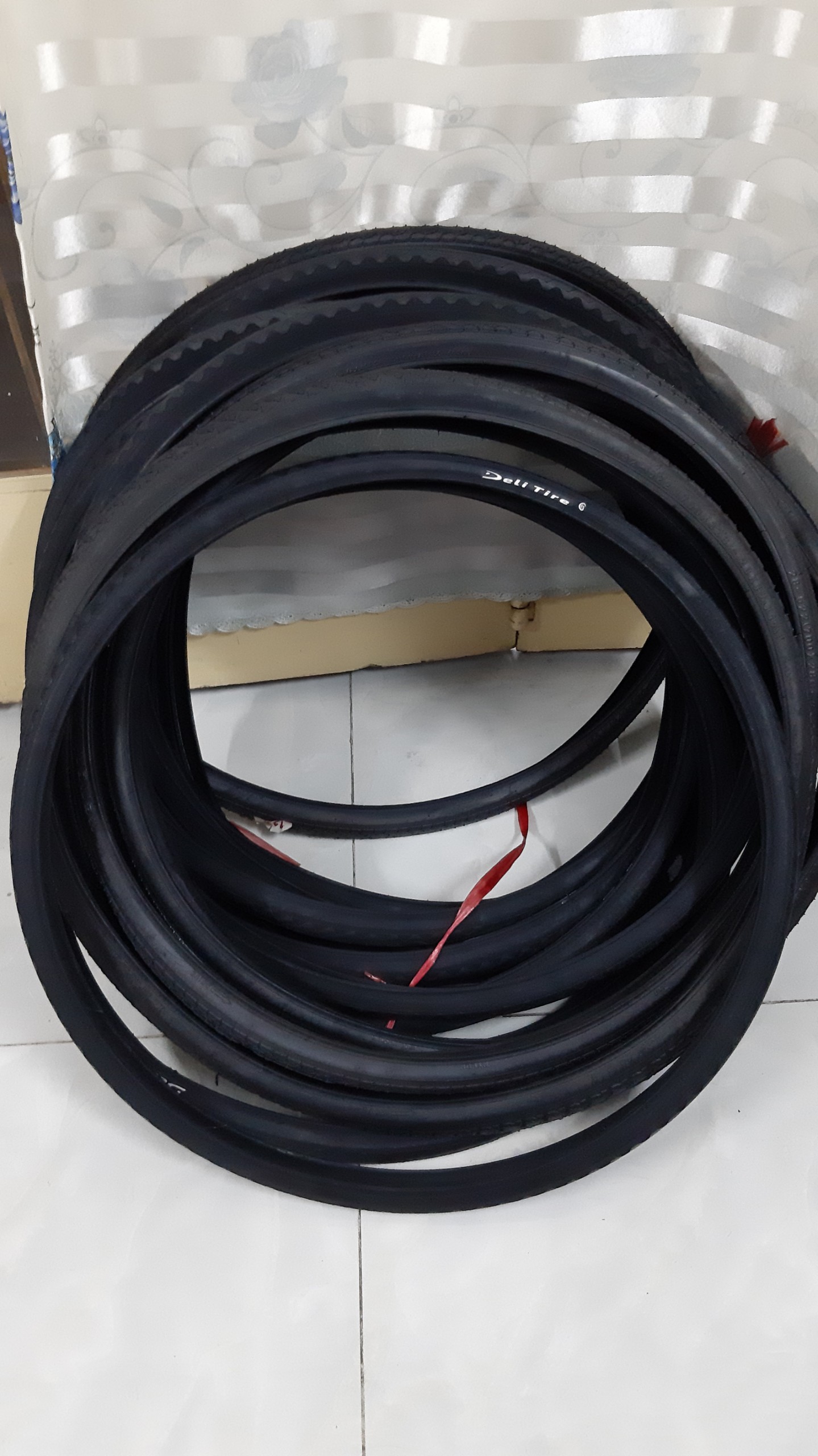 [HCM]Lốp xe đạp DELI TIRE (INDONESIA) 700 x 28C
